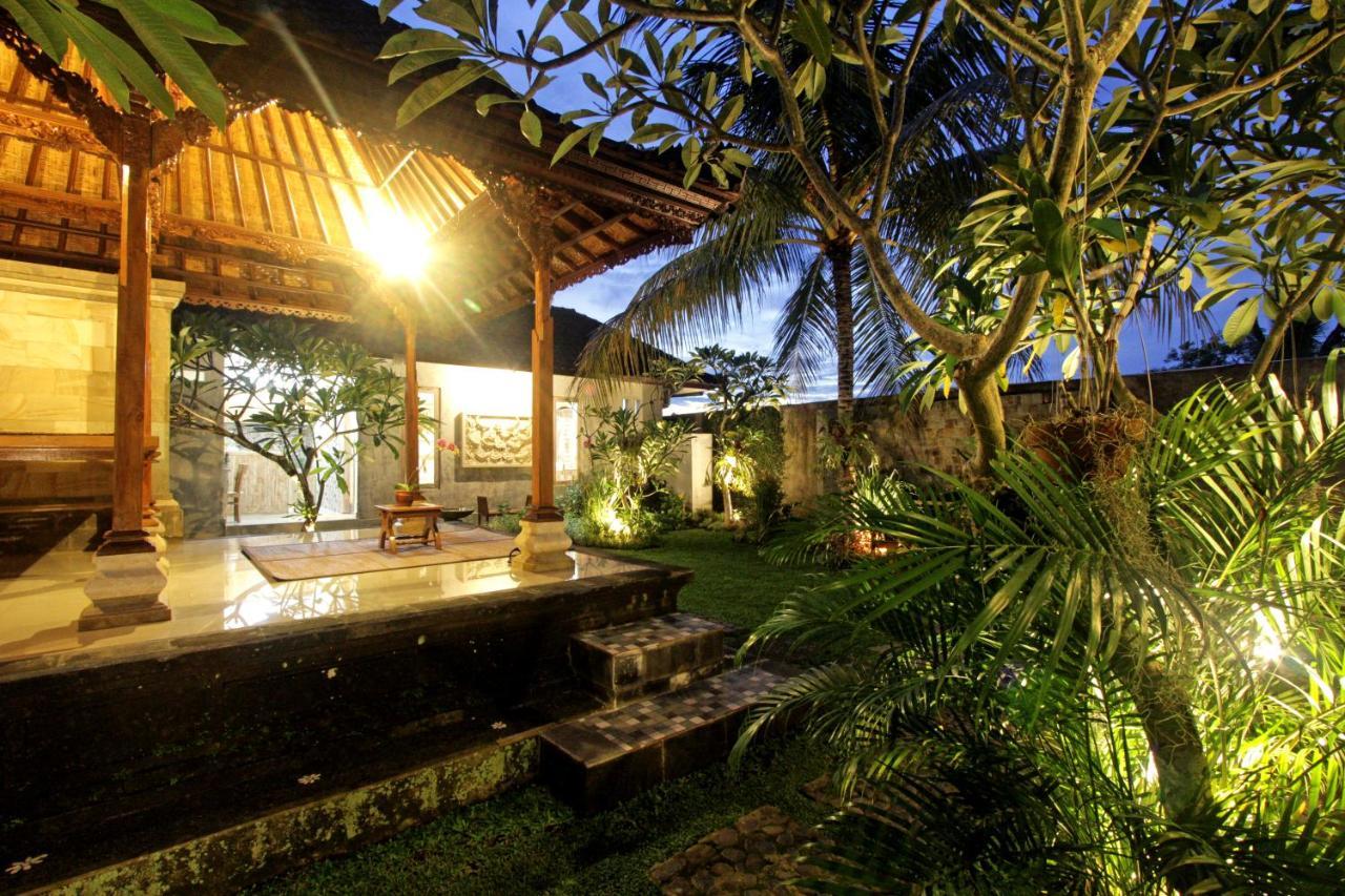Sari House Ubud - Balinese Style Homestay Exterior foto