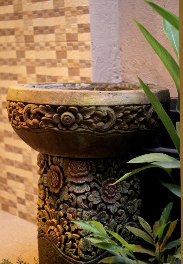Sari House Ubud - Balinese Style Homestay Exterior foto